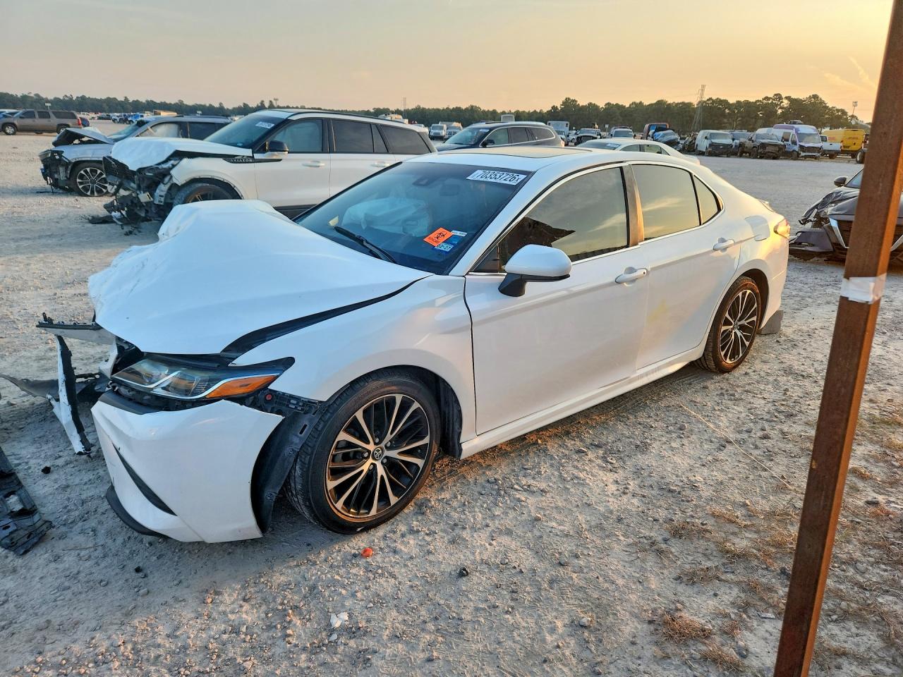 2018 TOYOTA CAMRY SE | 4T1B11HK1JU070646 | UPCARS