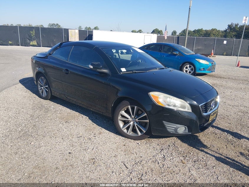 2011 VOLVO C70 T5 | YV1672MC4BJ107422 | UPCARS
