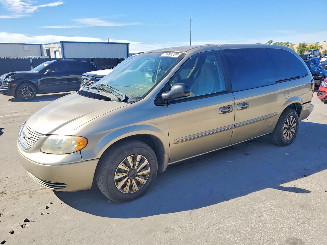 2002 CHRYSLER MINIVAN LX | 2C4GP443X2R594210 | UPCARS