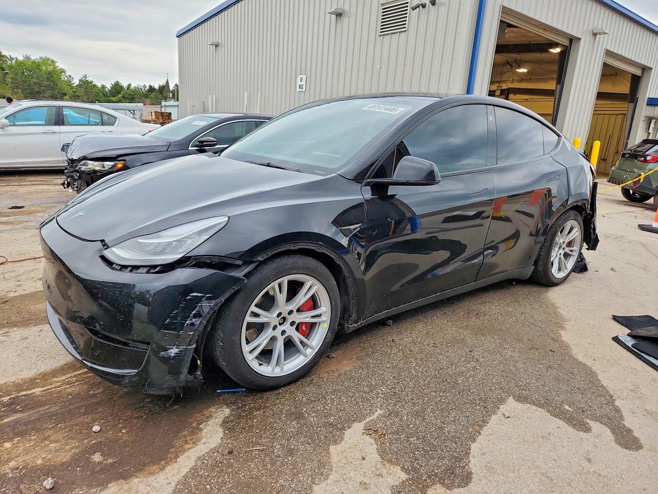 2022 TESLA MODEL Y | 7SAYGDEE1NF345205 | UPCARS