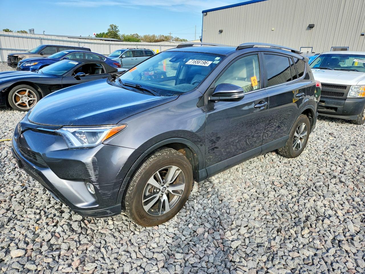 2017 TOYOTA RAV4 XLE | JTMRFREV4HD200883 | UPCARS