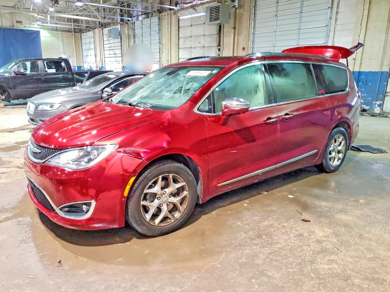 2018 CHRYSLER PACIFICA LIMITED | 2C4RC1GG3JR262125 | UPCARS