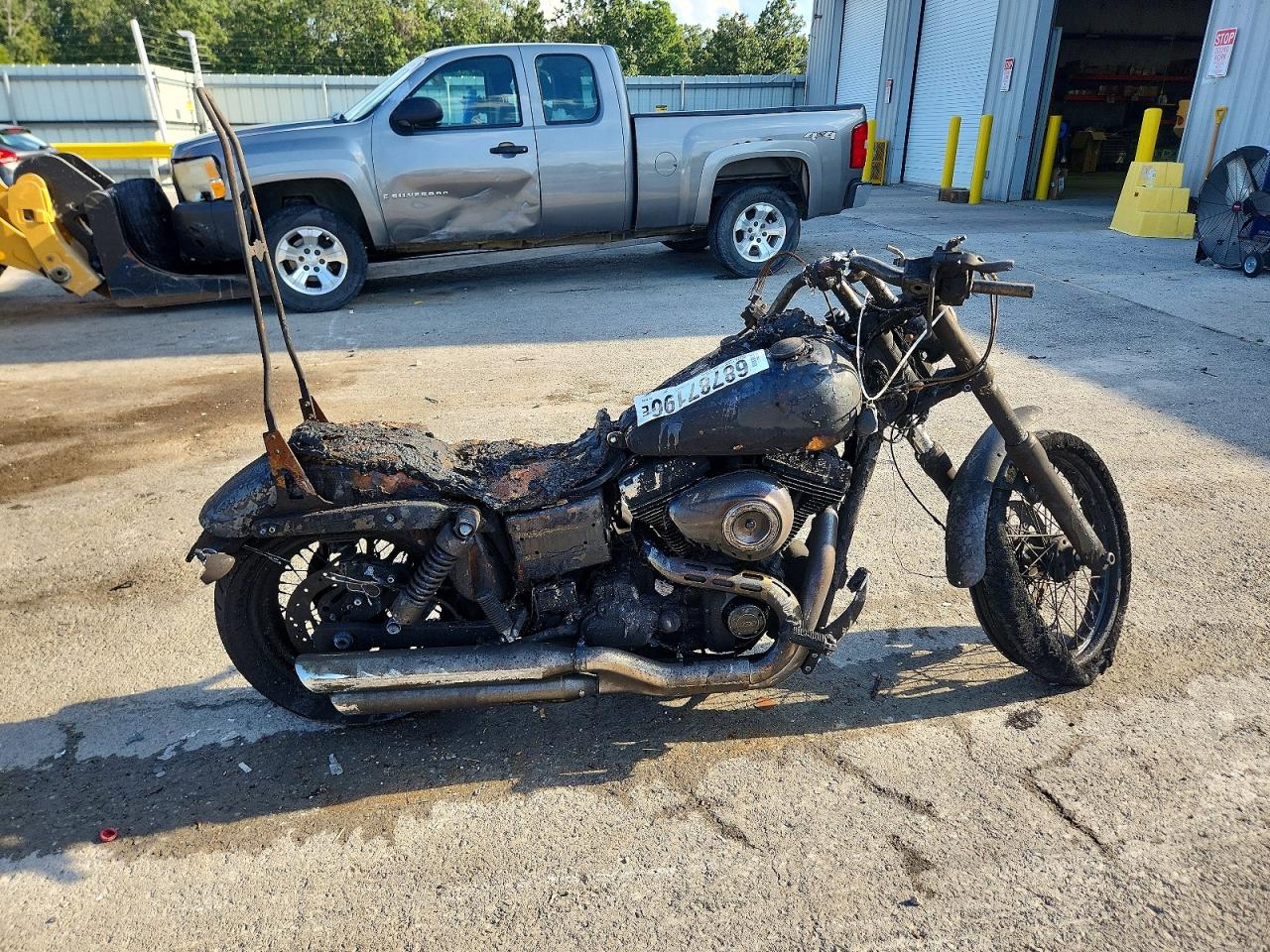 2014 HARLEY-DAVIDSON FX DYNA WIDE GLIDE | 1HD1GPM15EC324092 | UPCARS