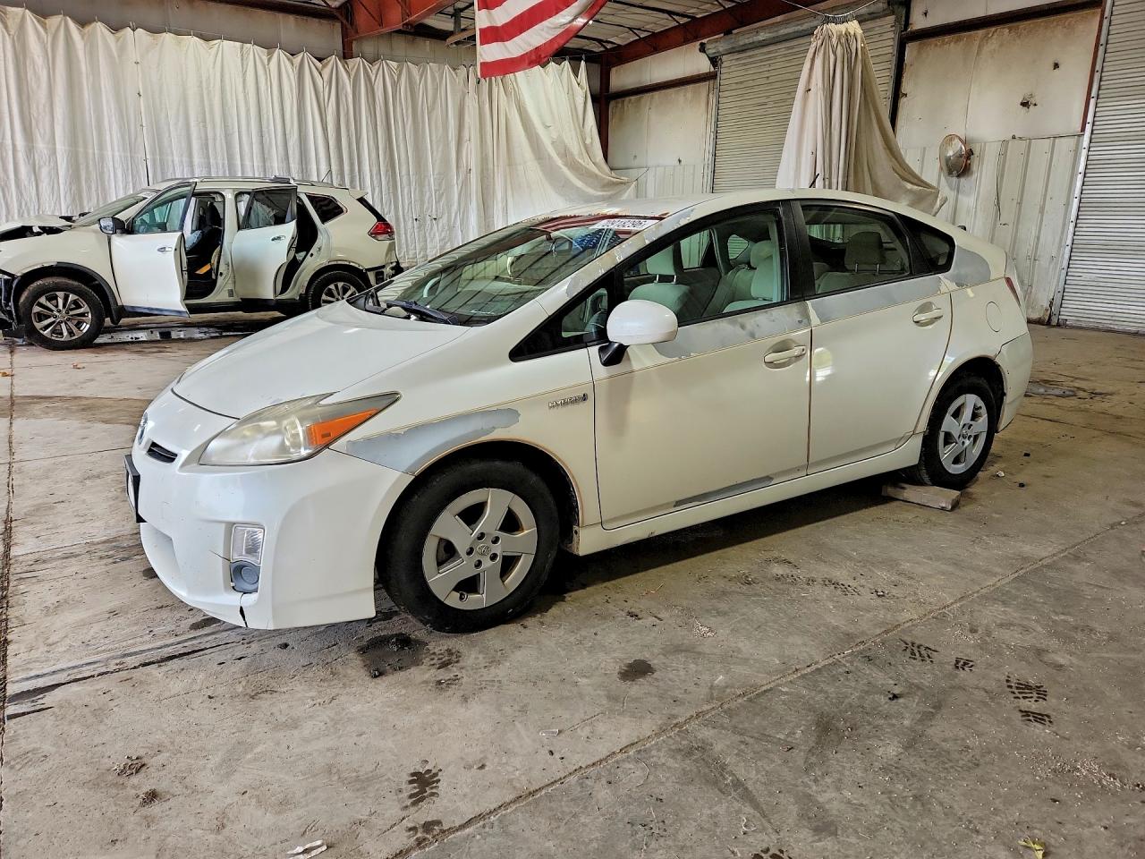 2010 TOYOTA PRIUS III | JTDKN3DU9A0032813 | UPCARS