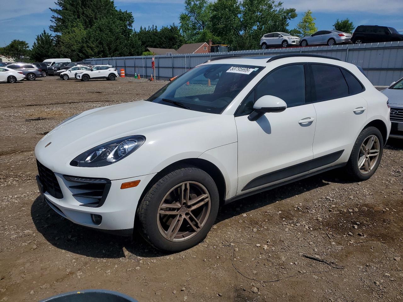 2017 PORSCHE MACAN | WP1AA2A53HLB04515 | UPCARS