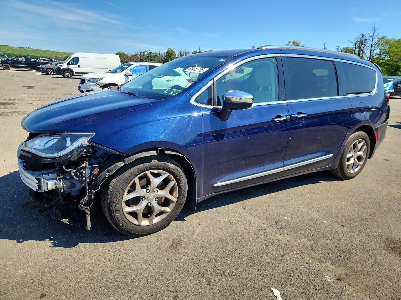 2018 CHRYSLER PACIFICA LIMITED | 2C4RC1GG3JR357056 | UPCARS