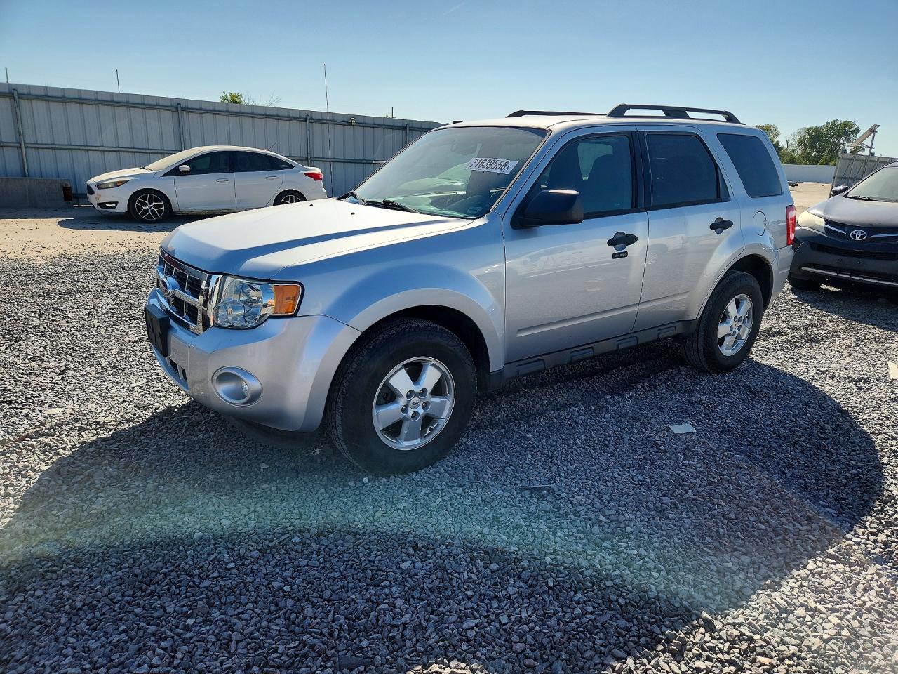 2010 FORD ESCAPE XLT | 1FMCU9D77AKB95187 | UPCARS