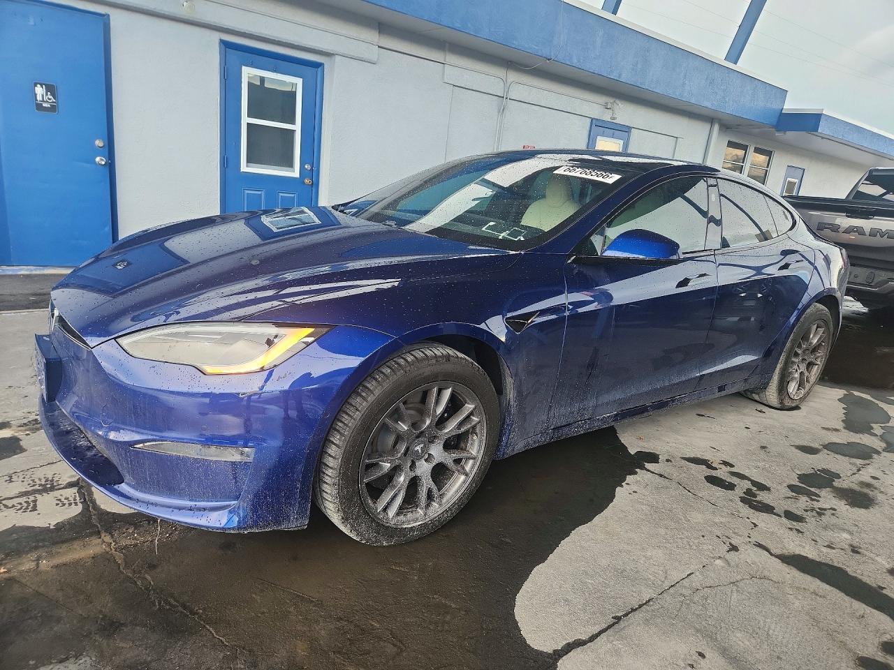2022 TESLA MODEL S | 5YJSA1E55NF487978 | UPCARS