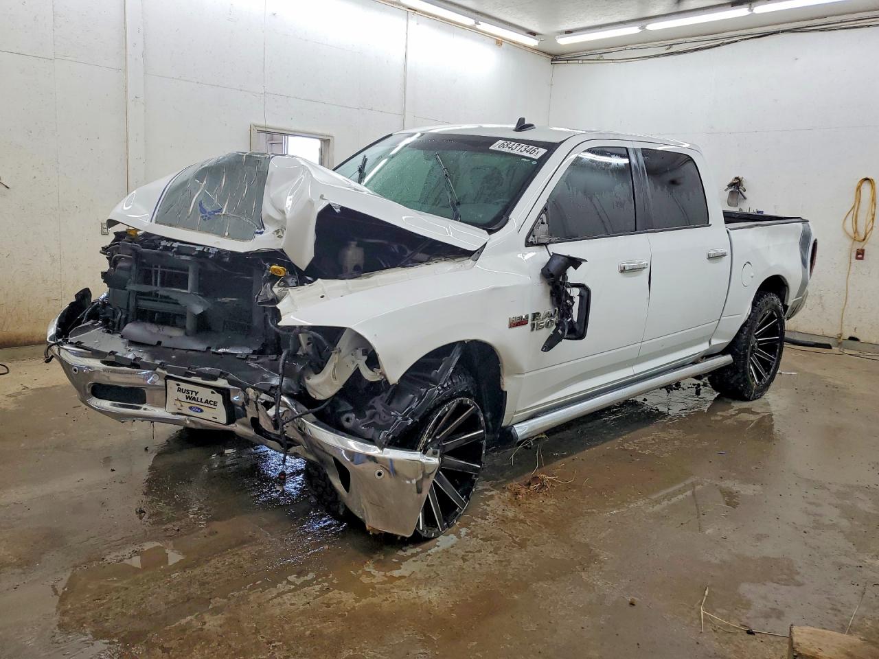 2016 RAM 1500 SLT | 3C6RR7LT6GG220042 | UPCARS