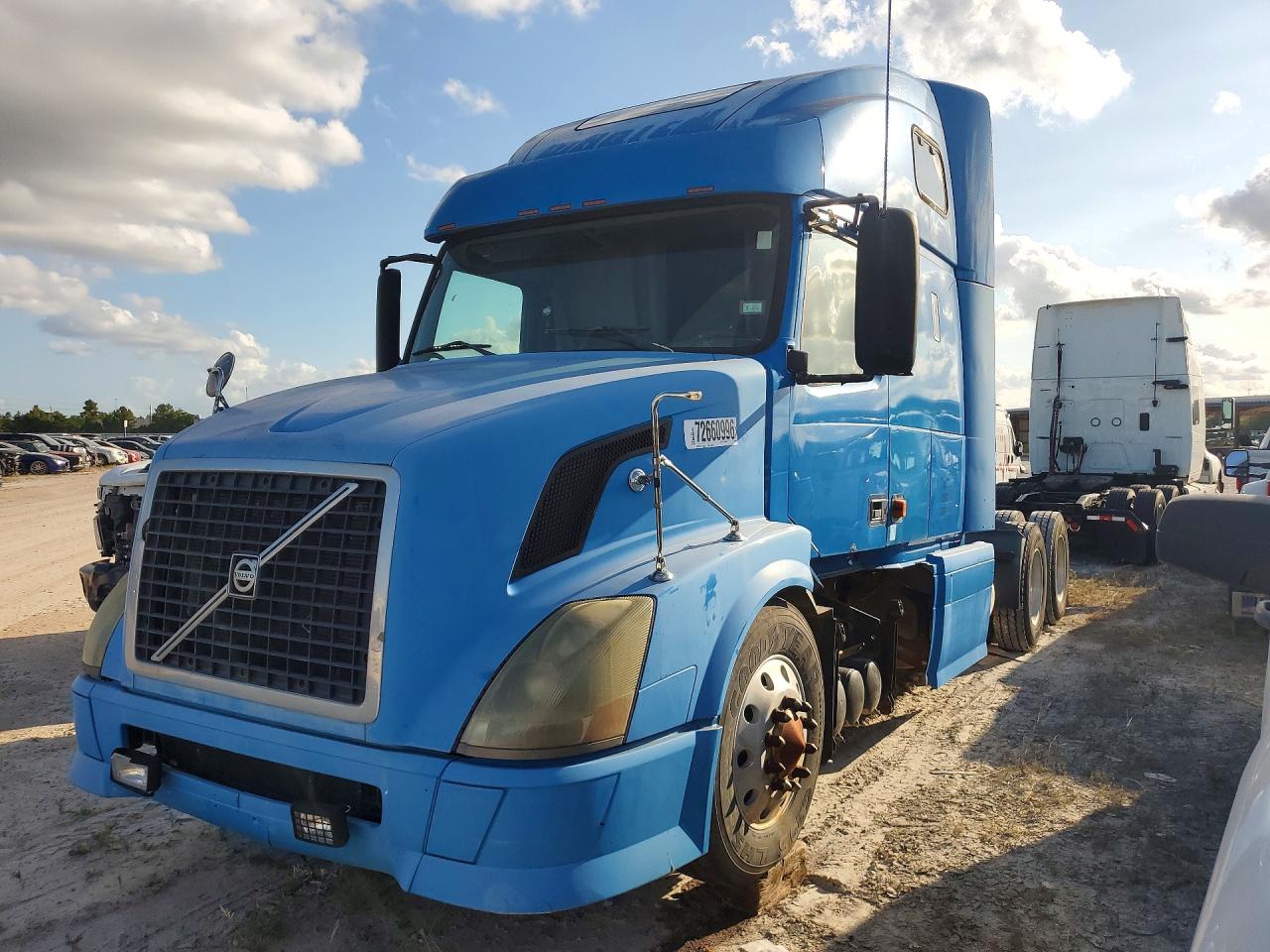 2006 VOLVO VN SEMI TRUCK | 4V4NC9GH46N401337 | UPCARS