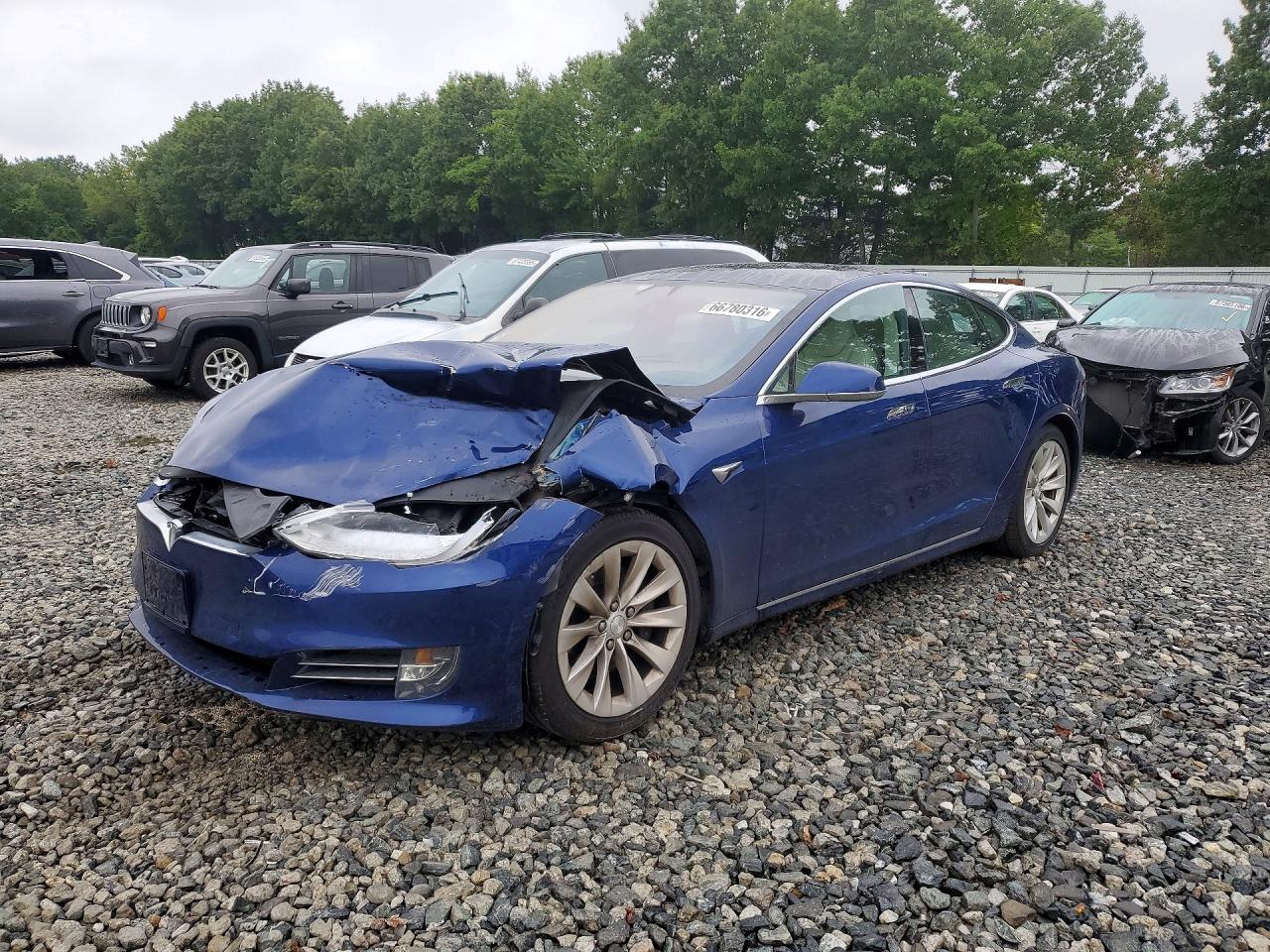 2018 TESLA MODEL S | 5YJSA1E23JF293238 | UPCARS