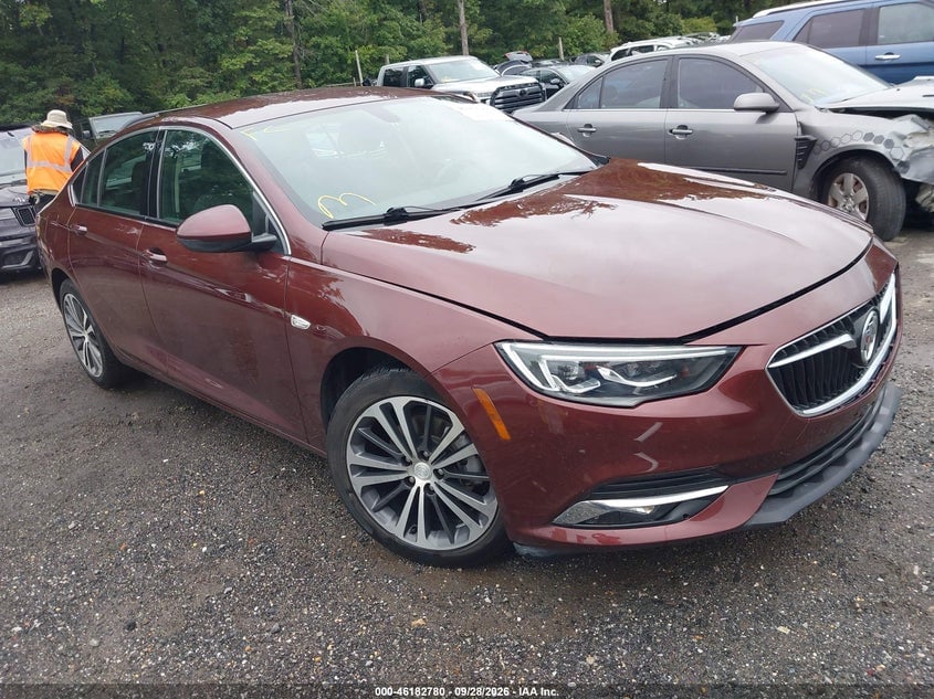 2019 BUICK REGAL SPORTBACK FWD PREFERRED II | W04GM6SX7K1044567 | UPCARS