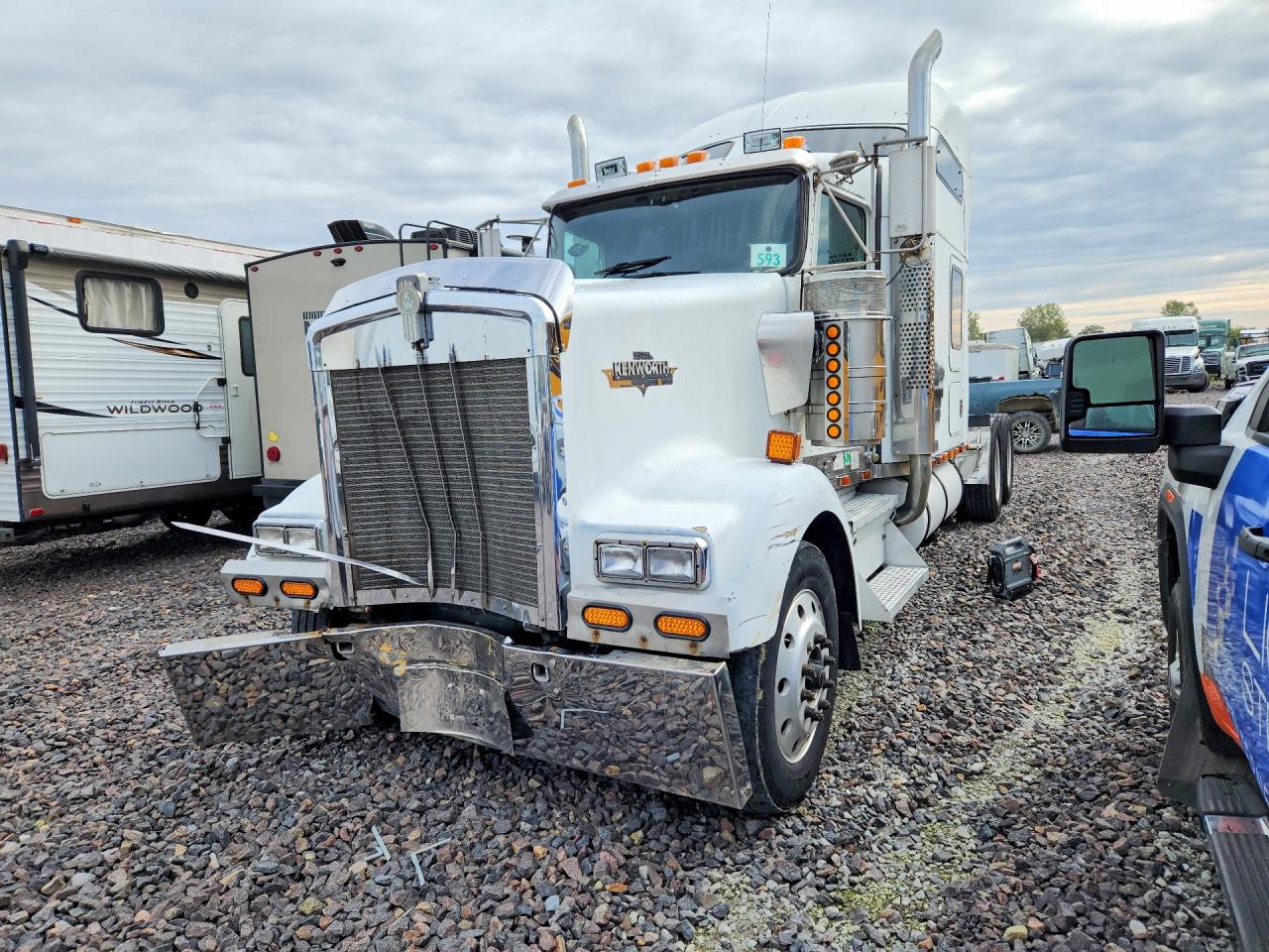 2000 KENWORTH ALL OTHER SEMI TRUCK | 1XKWDB9X7YR848740 | UPCARS
