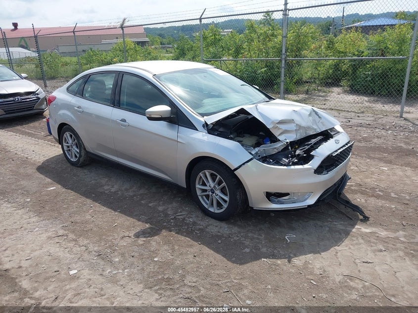 2017 FORD FOCU SE | 1FADP3F24HL302740 | UPCARS