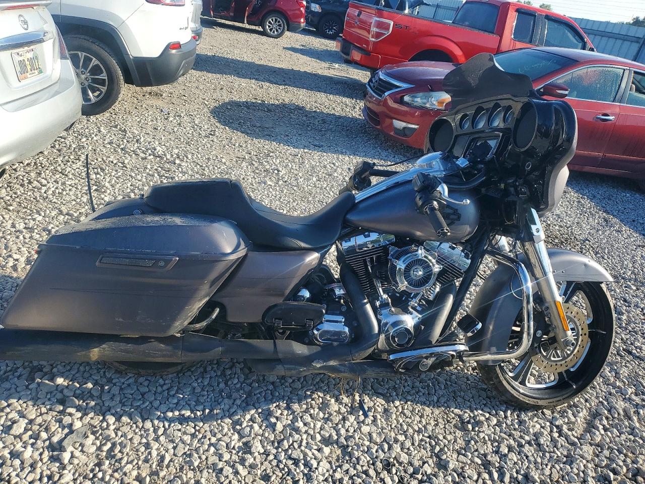 2016 HARLEY-DAVIDSON FL STREET GLIDE SPECIAL | 1HD1KRM1XGB642714 | UPCARS