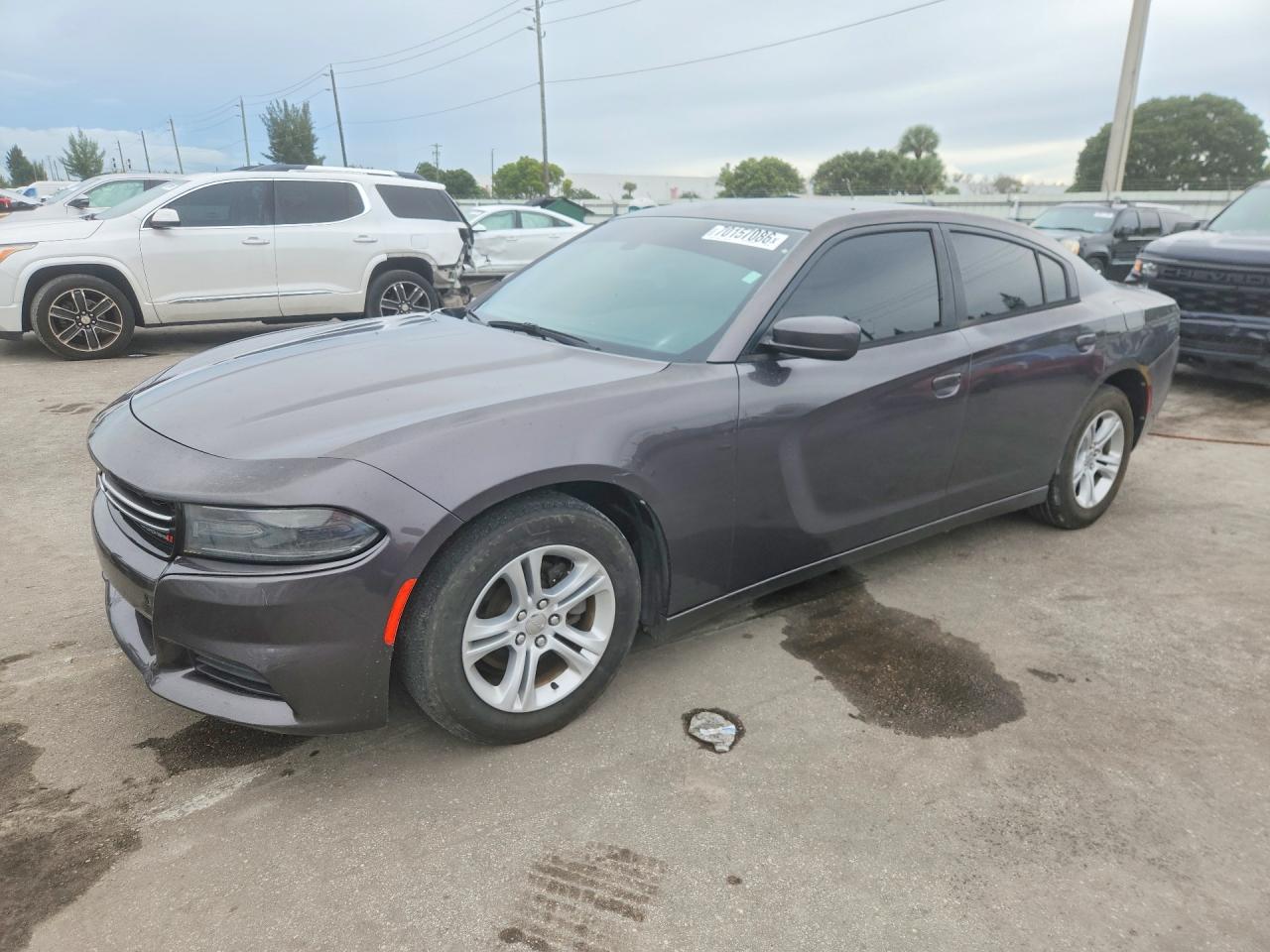 2015 DODGE CHARGER SE | 2C3CDXBG9FH734388 | UPCARS