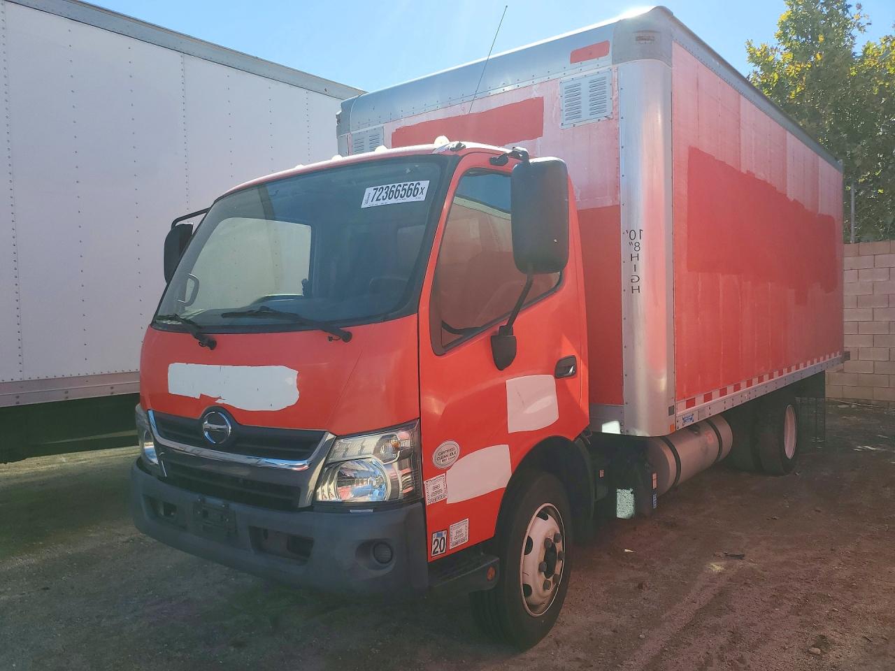 2018 HINO 195 BOX TRUCK | JHHSDM2H1JK006335 | UPCARS