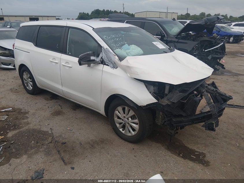 2018 KIA SEDONA LX | KNDMB5C11J6376928 | UPCARS
