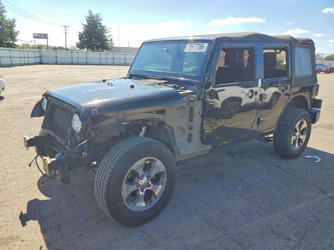 2017 JEEP WRANGLER SAHARA | 1C4BJWEGXHL605636 | UPCARS