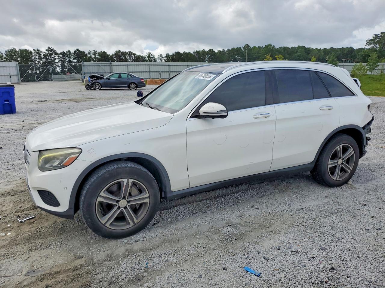 2017 MERCEDES-BENZ GLC-CLASS | WDC0G4JBXHF163163 | UPCARS