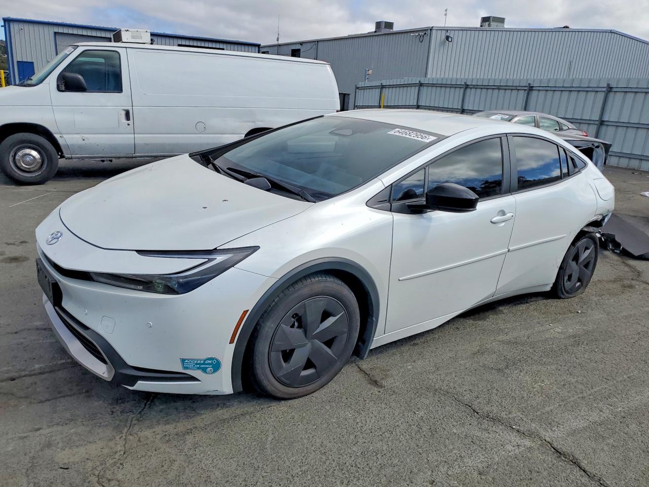 2024 TOYOTA PRIU SE | JTDACACU4R3039038 | UPCARS