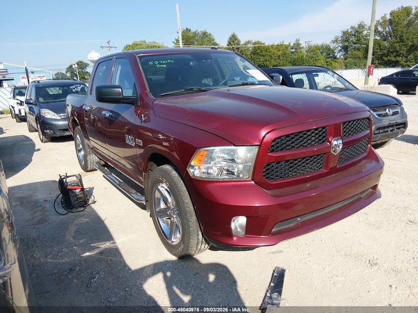 2017 RAM 1500 EXPRESS  4X2 5'7 BOX | 3C6RR6KT3HG542571 | UPCARS