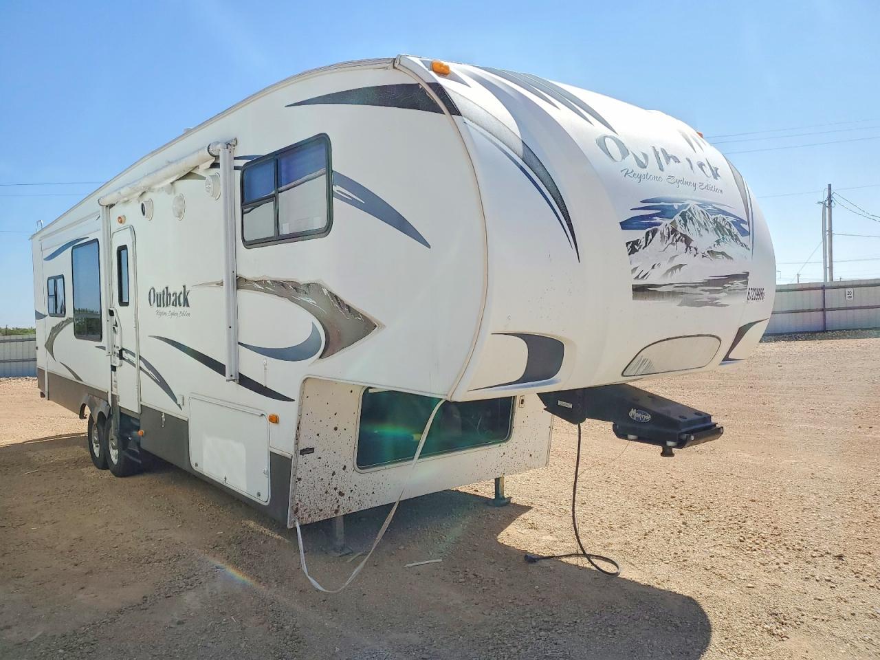 2010 OUTBACK 325BH KEYSTONE  CAMPER | 4YDF32528AR630916 | UPCARS