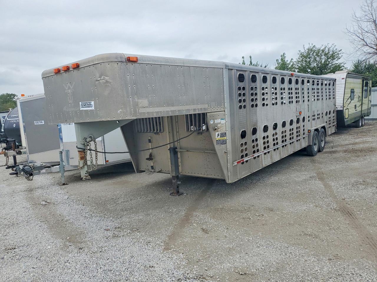 2006 WILSON TRAILER CO TRAILER WILSON PSGN-9328T LIVESTOCK | 1W1DABNSX6H531064 | UPCARS