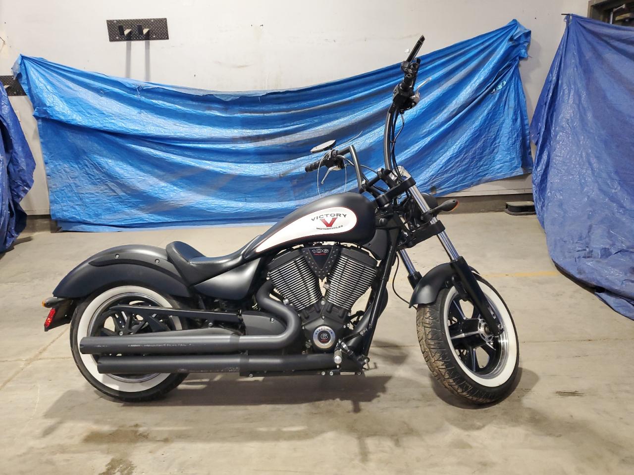 2014 VICTORY MOTORCYCLE | 5VPWB36N2E3034294 | UPCARS