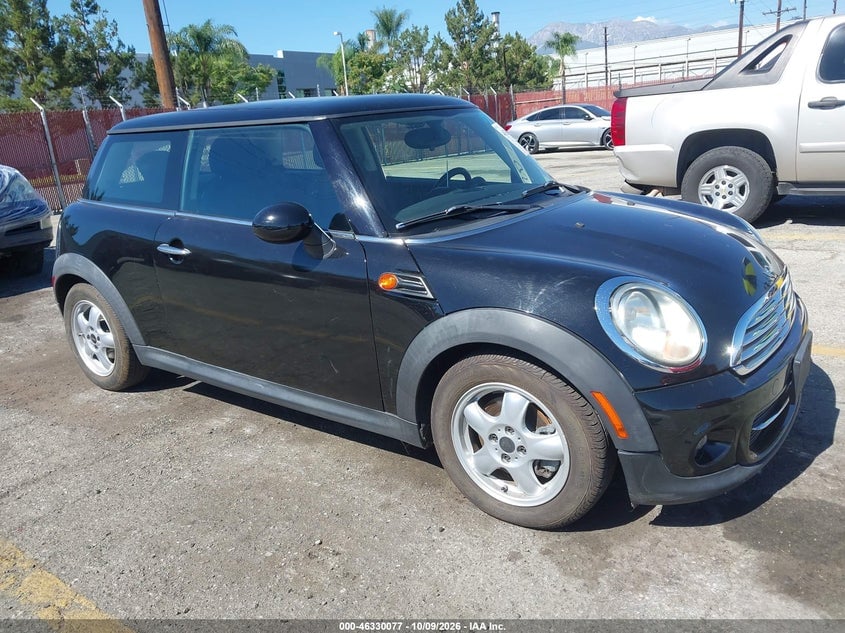 2011 MINI COOPER | WMWSU3C50BT097348 | UPCARS