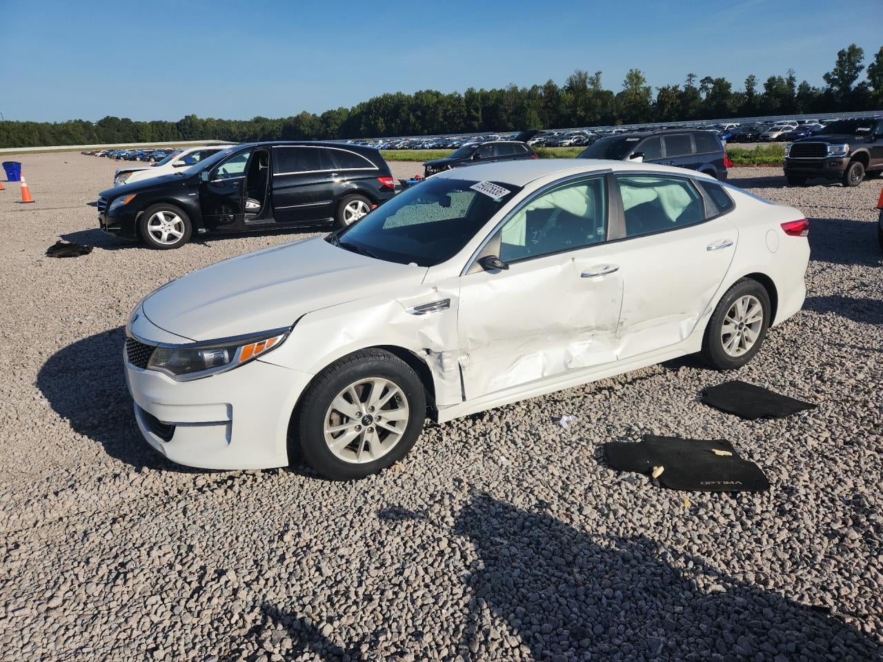 2016 KIA OPTIMA LX | 5XXGT4L35GG056317 | UPCARS