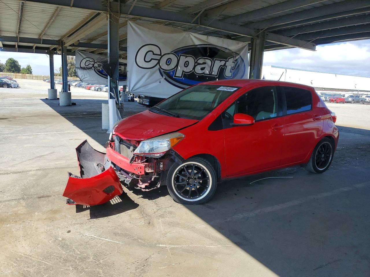 2012 TOYOTA YARIS 5-DOOR LE | JTDKTUD39CD529858 | UPCARS
