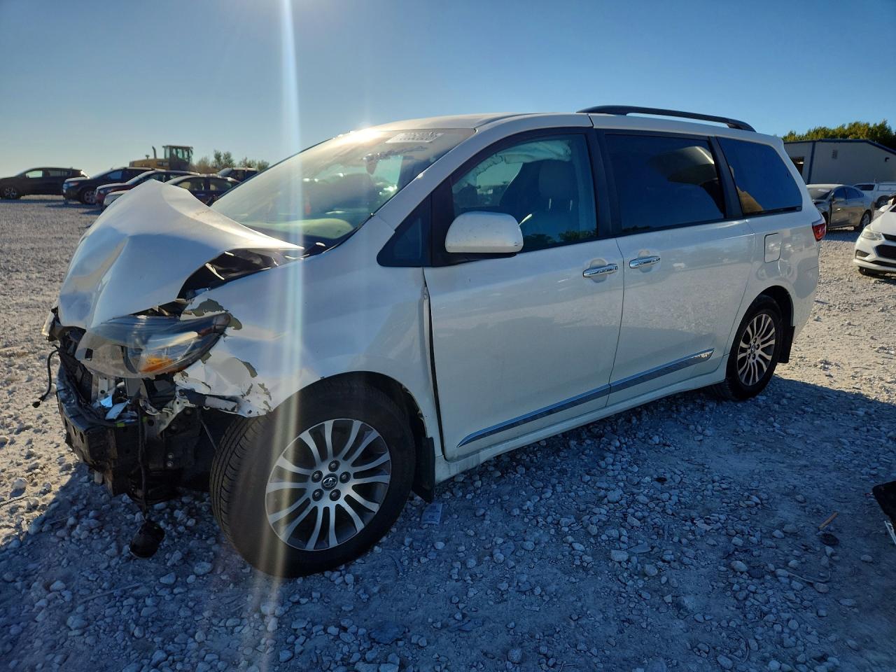 2018 TOYOTA SIENNA XLE 8-PASSENGER | 5TDYZ3DC7JS925002 | UPCARS