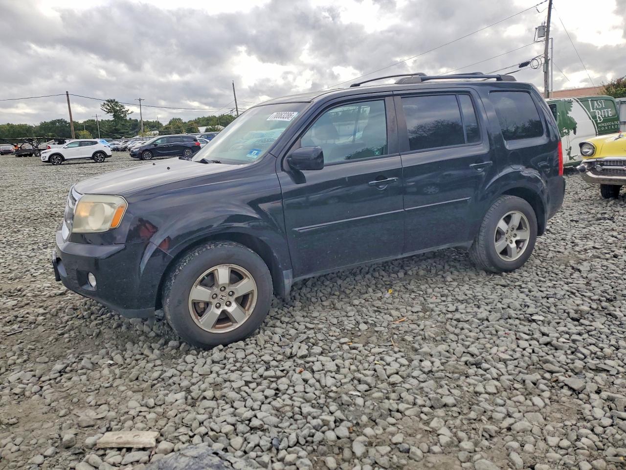 2011 HONDA PILOT EX | 5FNYF4H4XBB032040 | UPCARS