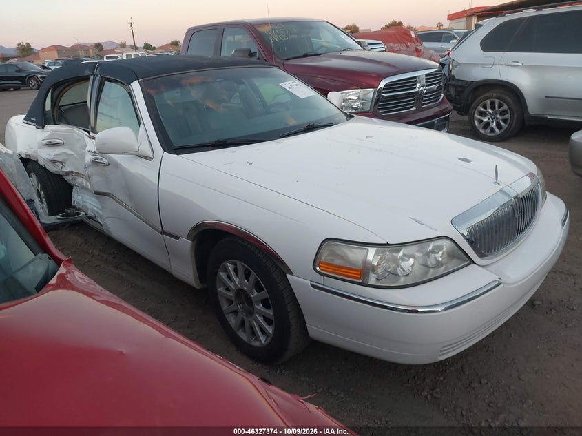 2006 LINCOLN TOWN CAR SIGNATURE | 1LNHM81W36Y641450 | UPCARS