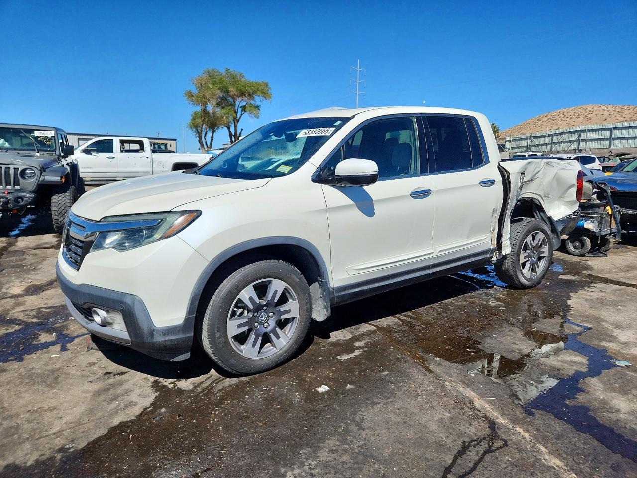 2017 HONDA RIDGELINE RTL | 5FPYK3F71HB023651 | UPCARS