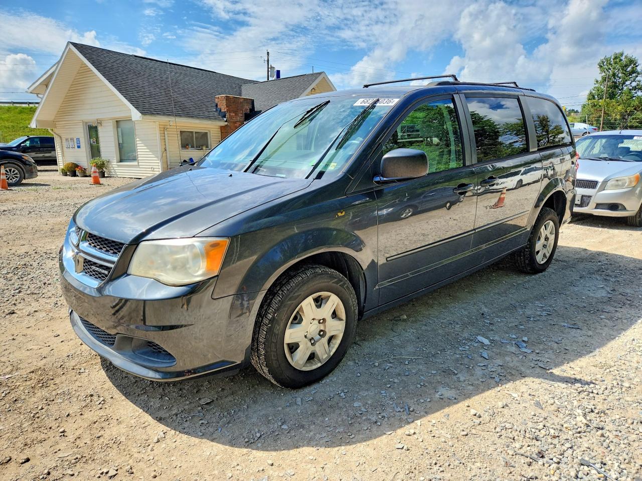 2011 DODGE CARAVAN EXPRESS | 2D4RN4DG7BR674360 | UPCARS