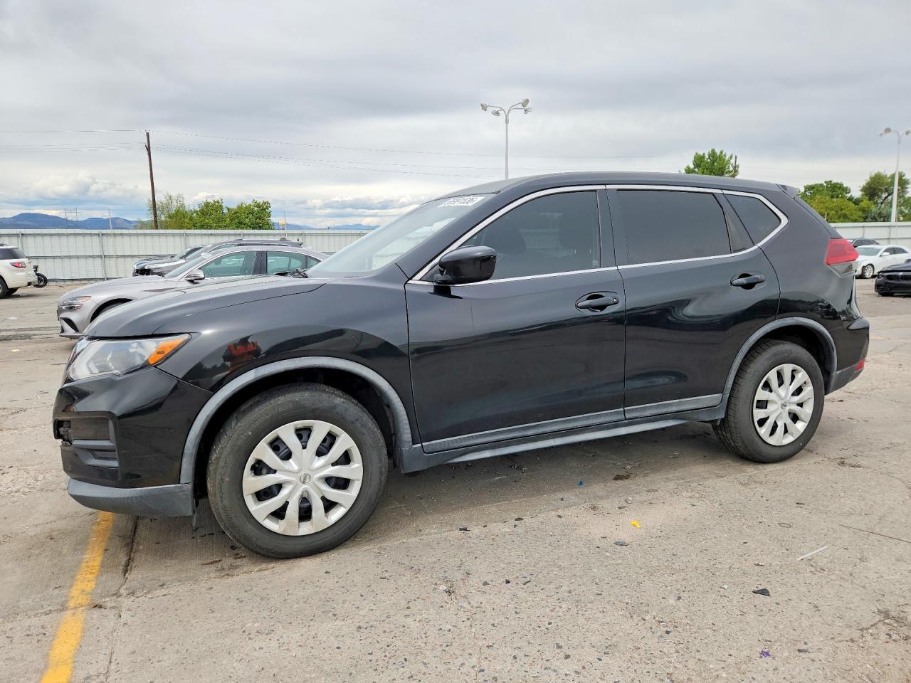 2018 NISSAN ROGUE S | KNMAT2MV8JP520923 | UPCARS