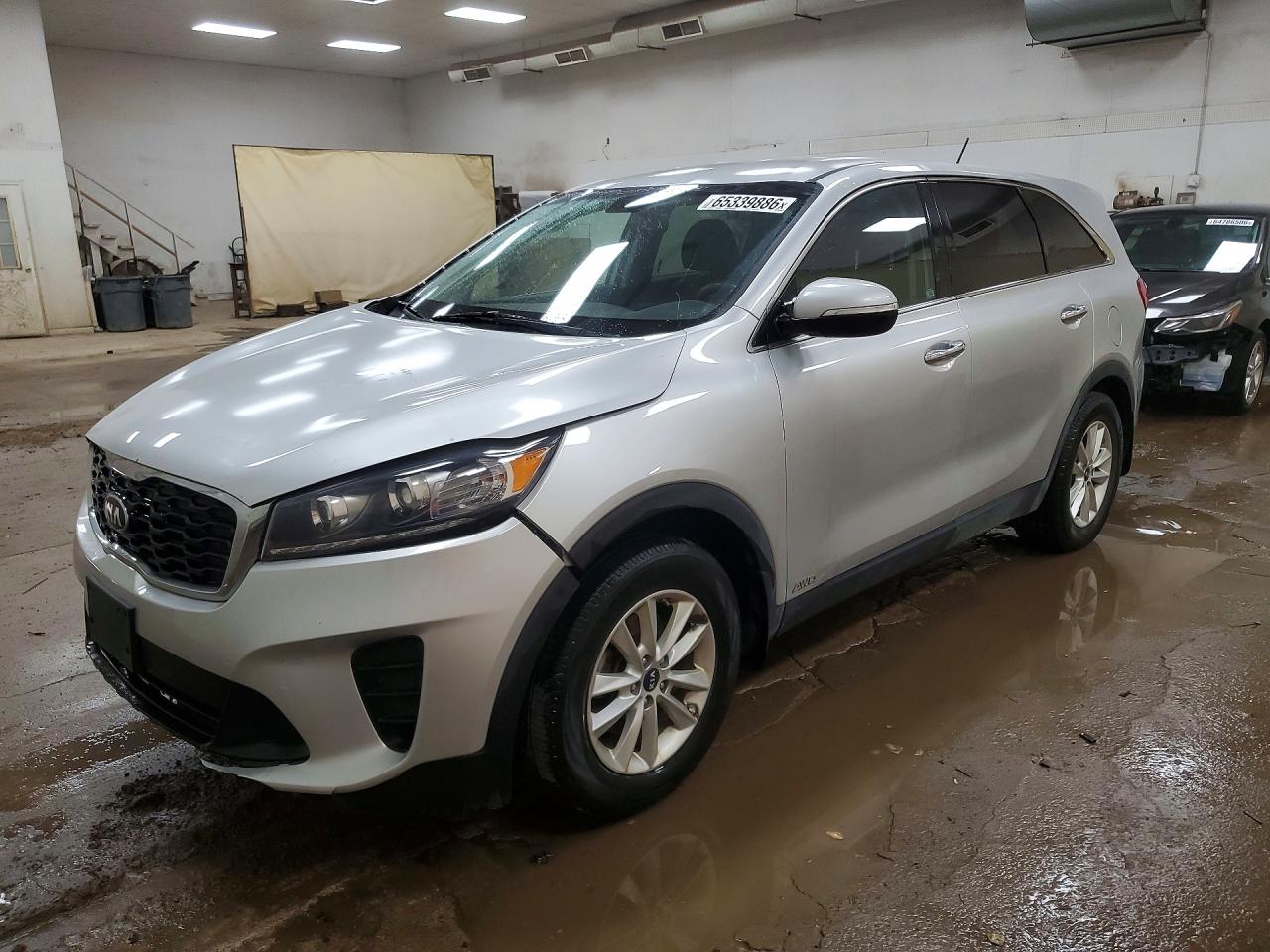 2020 KIA SORENTO LX | 5XYPGDA3XLG694124 | UPCARS