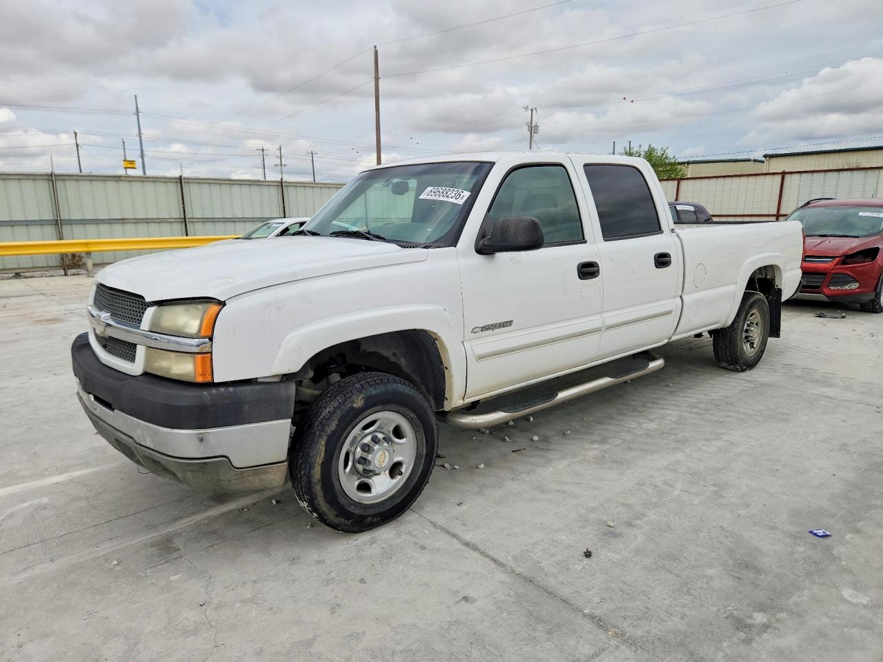 2003 CHEVROLET SILVERADO C2500 HEAVY DUTY | 1GCHC23U03F181722 | UPCARS