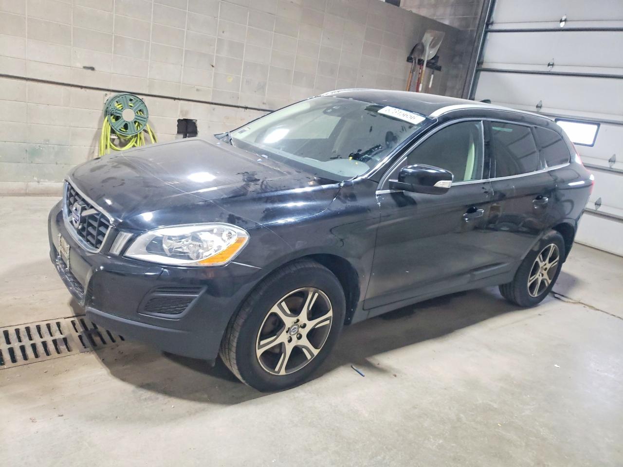 2013 VOLVO XC60 T6 | YV4902DZ3D2457517 | UPCARS