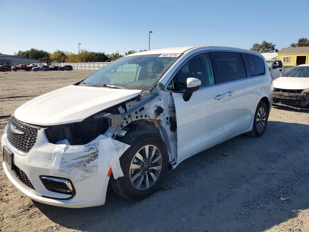 2023 CHRYSLER PACIFICA HYBRID TOURING L | 2C4RC1L7XPR558970 | UPCARS