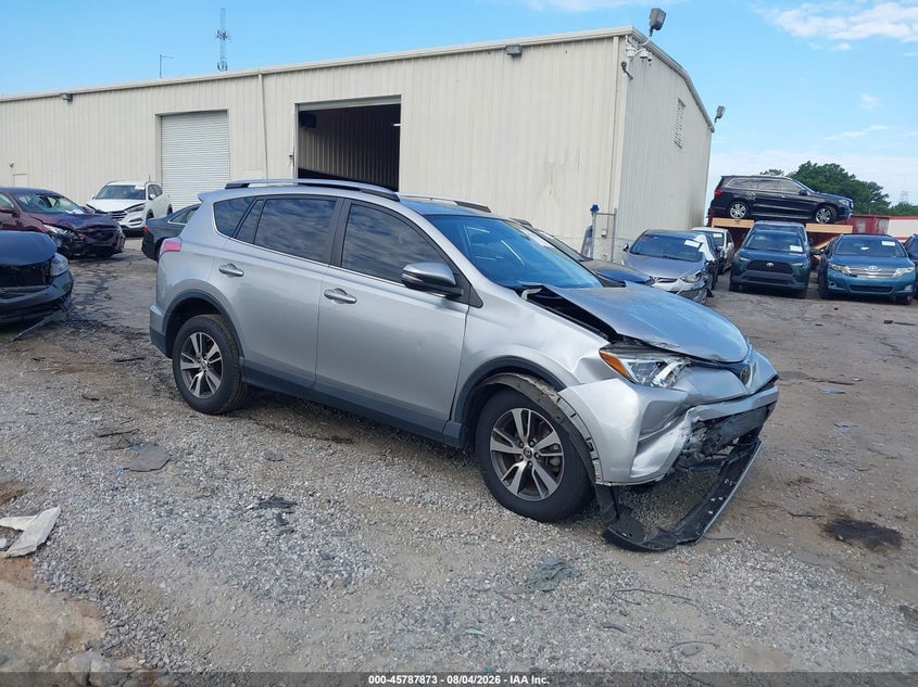 2018 TOYOTA RAV4 XLE | JTMWFREV4JJ170116 | UPCARS