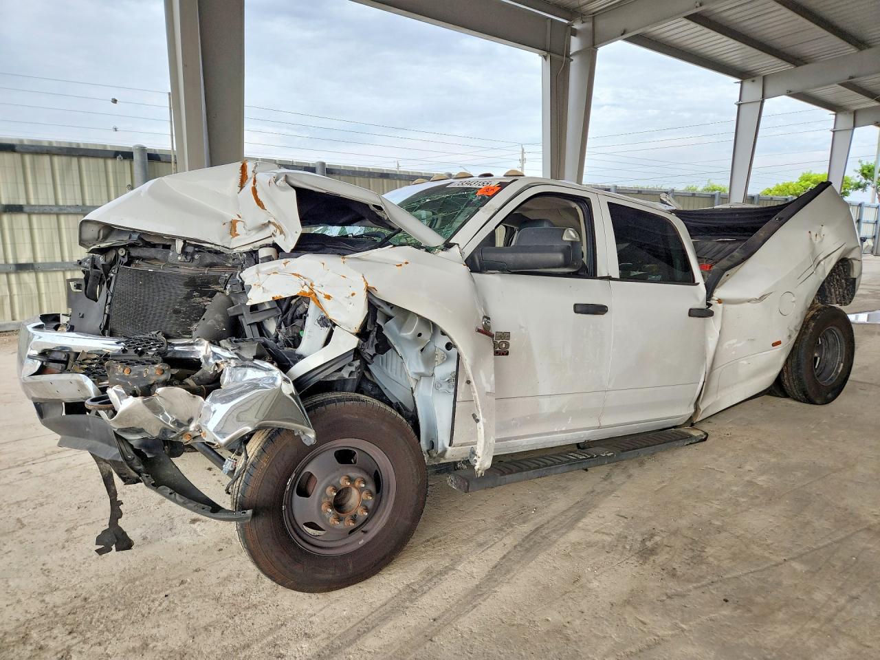 2018 RAM 3500 ST | 3C63RPGL2JG318508 | UPCARS