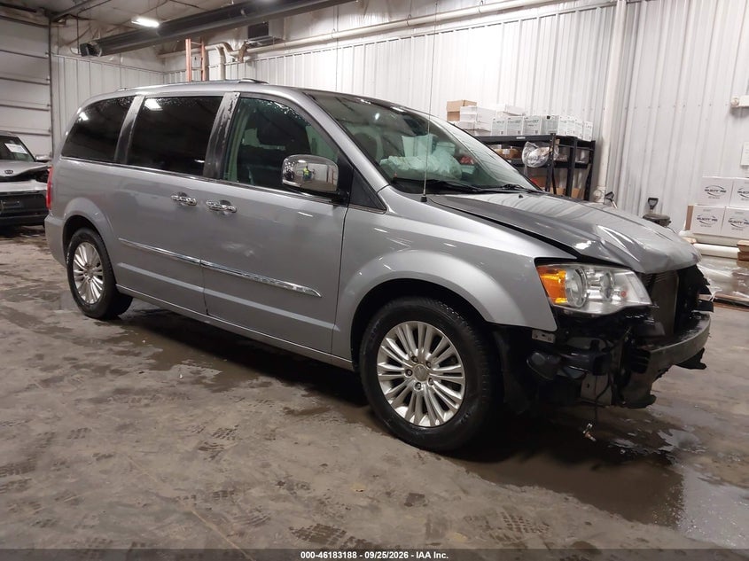 2015 CHRYSLER TOWN & COUNTRY LIMITED | 2C4RC1JG3FR714932 | UPCARS