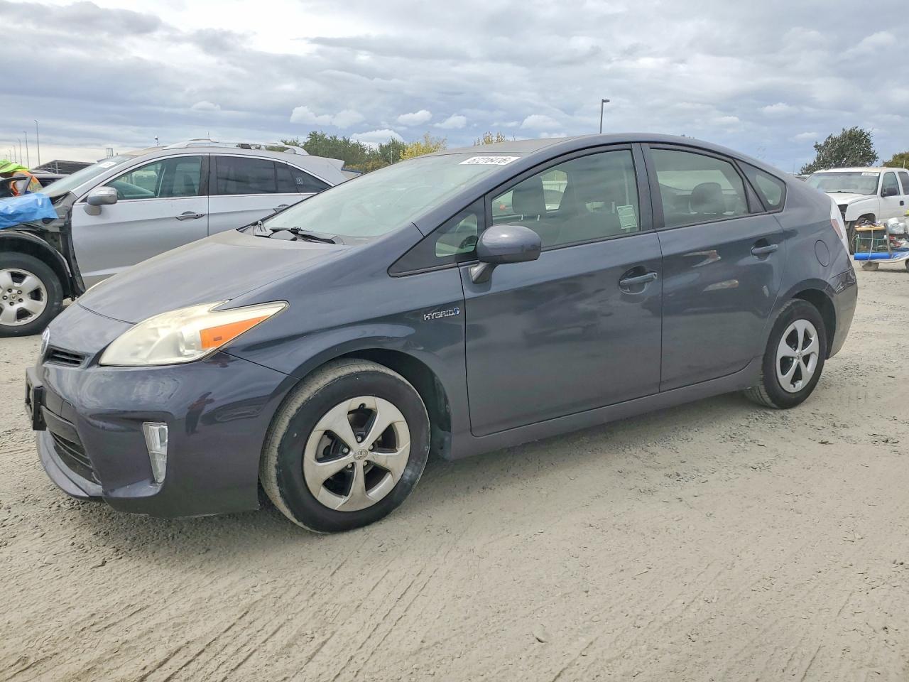 2013 TOYOTA PRIUS TWO | JTDKN3DU3D5635344 | UPCARS