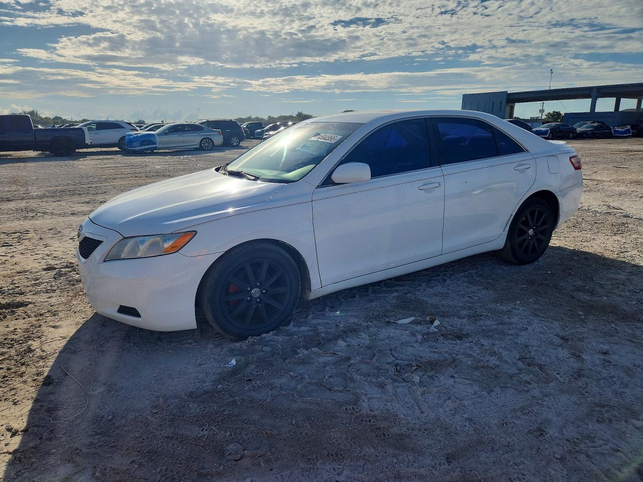 2007 TOYOTA CAMRY LE | 4T1BE46K17U613642 | UPCARS