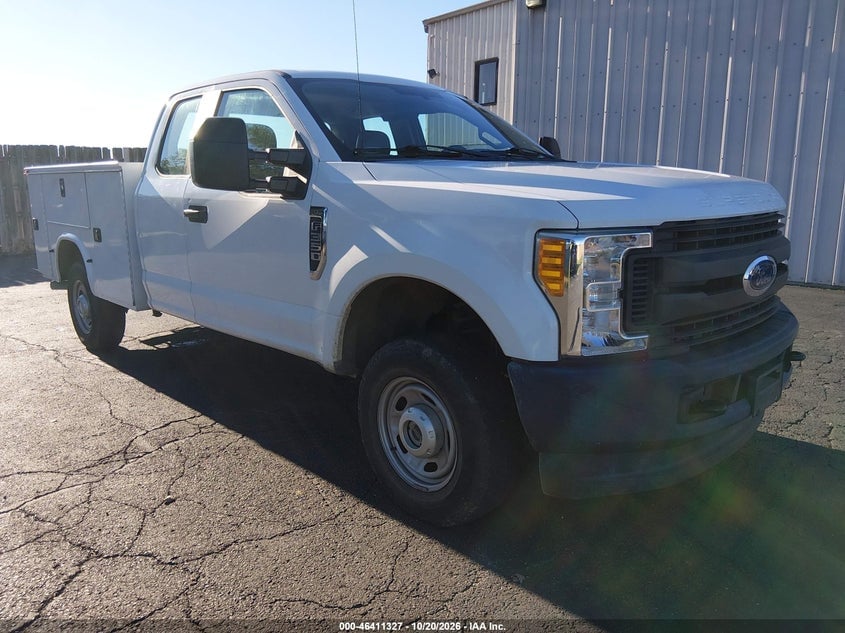 2017 FORD F-350 XL | 1FD8X3B66HED80960 | UPCARS