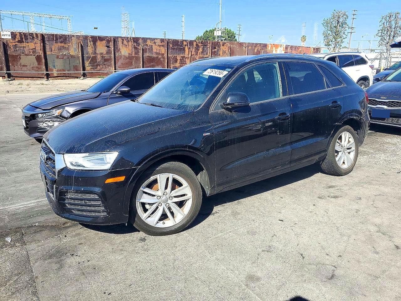 2018 AUDI Q3 PREMIUM | WA1BCCFS6JR007696 | UPCARS