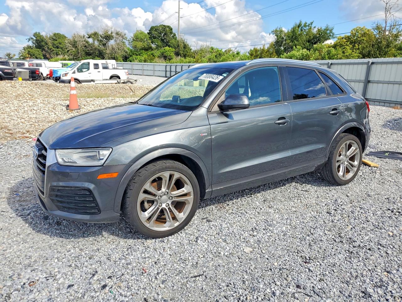 2018 AUDI Q3 PREMIUM | WA1BCCFS4JR028398 | UPCARS
